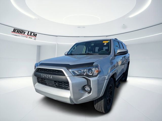 Used 2022 Toyota 4Runner SR5 Premium w/ Moonroof Package AWD/4WD image 7