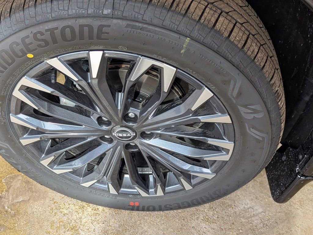 New 2026 Nissan Rogue Platinum image 42