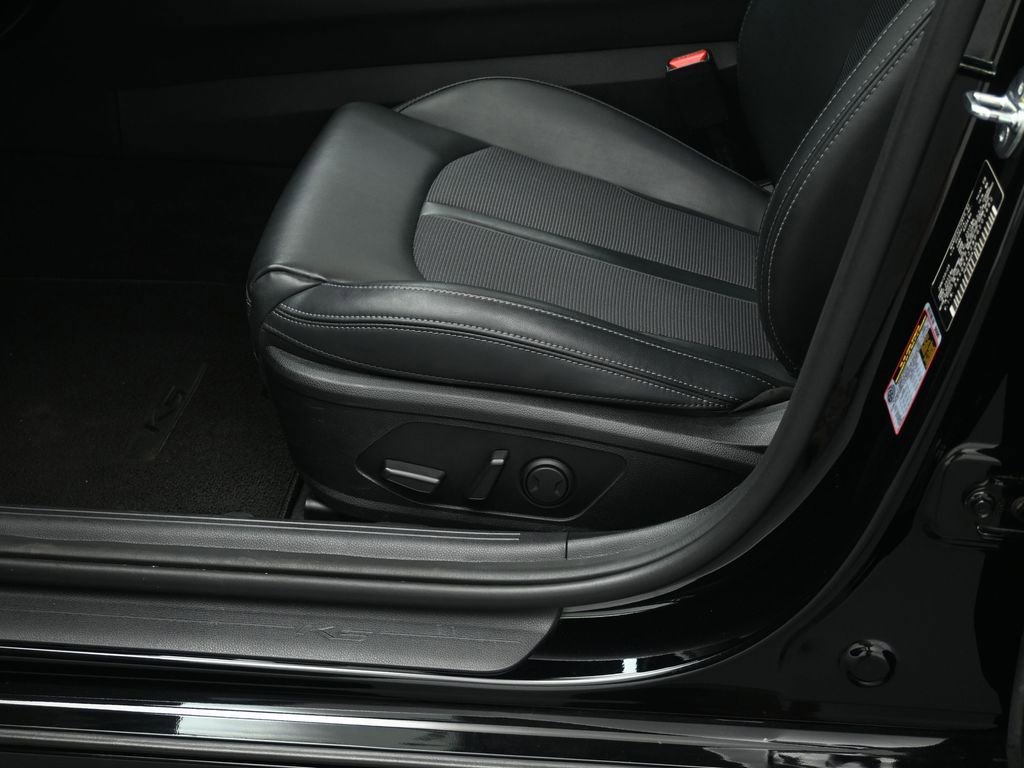 Used 2023 Kia K5 GT-Line w/ GT-Line Premium Package image 11