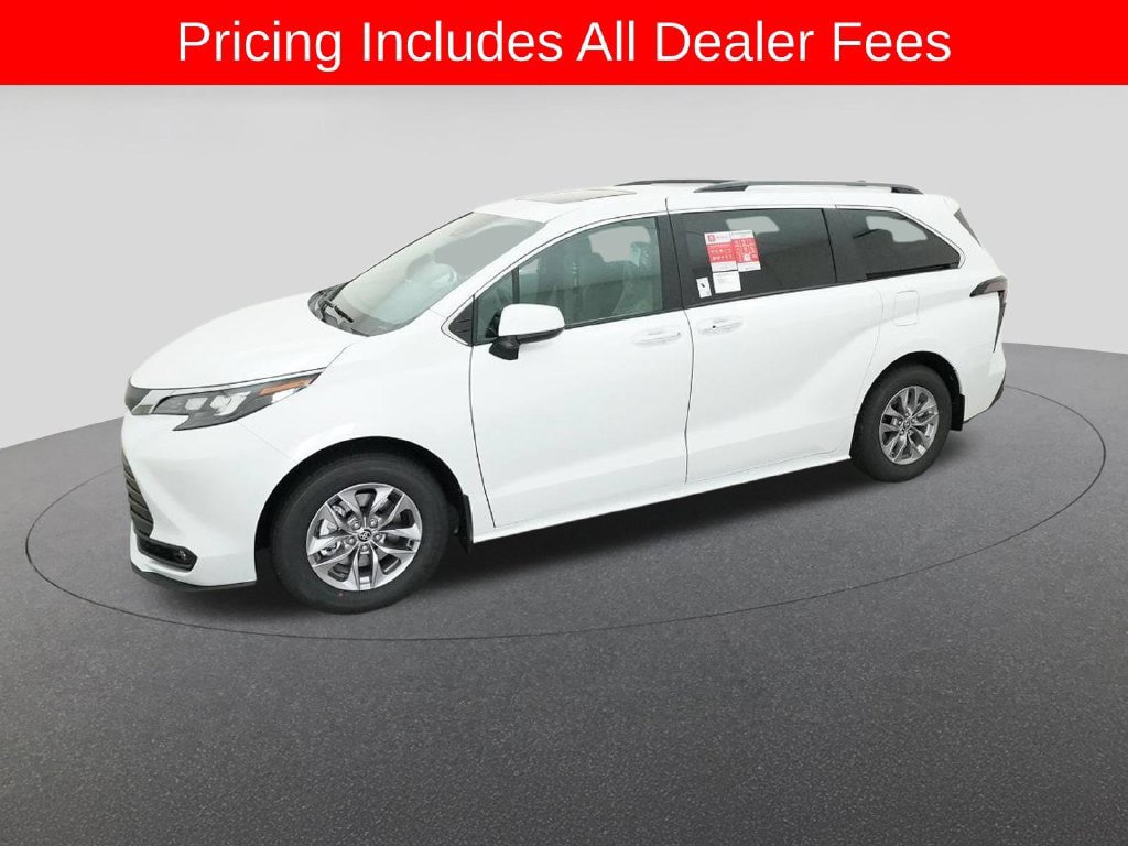 New 2026 Toyota Sienna XLE FWD image 2