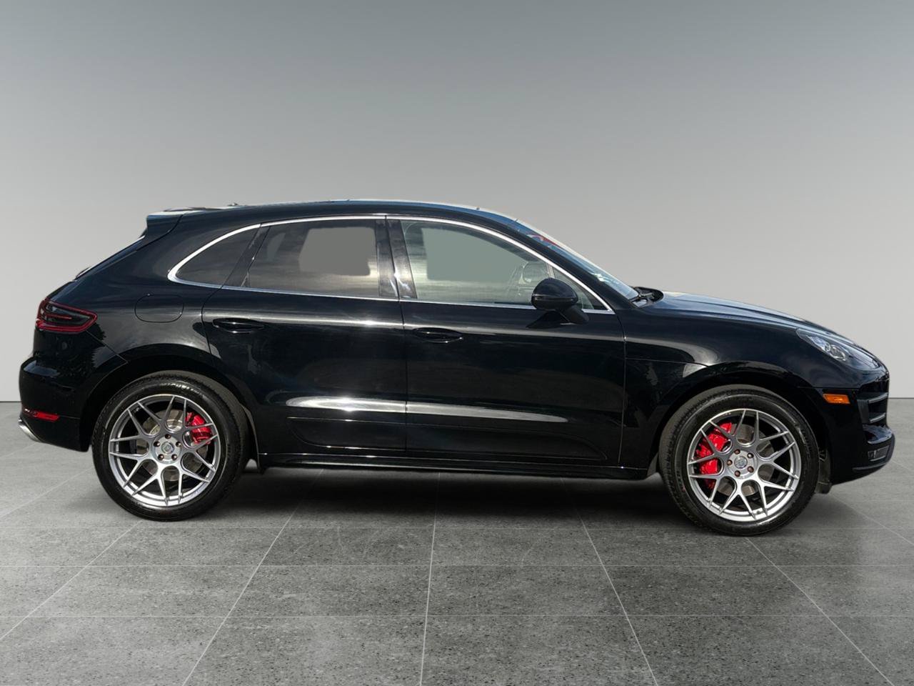 Used 2015 Porsche Macan Turbo AWD/4WD image 8
