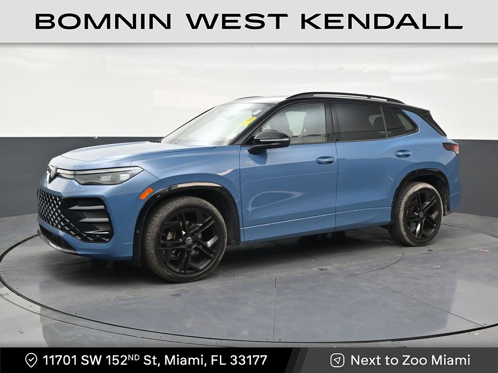 Used 2026 Volkswagen Tiguan SE R-Line FWD image 1