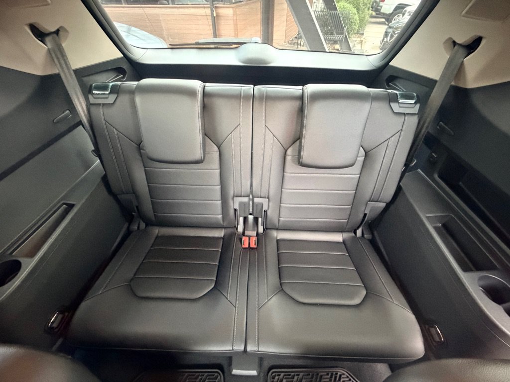 Used 2019 Volkswagen Atlas SEL Premium AWD/4WD image 16