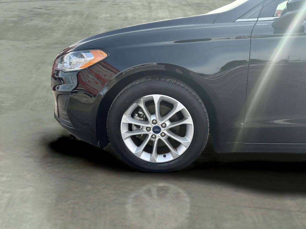 Used 2019 Ford Fusion SE image 26