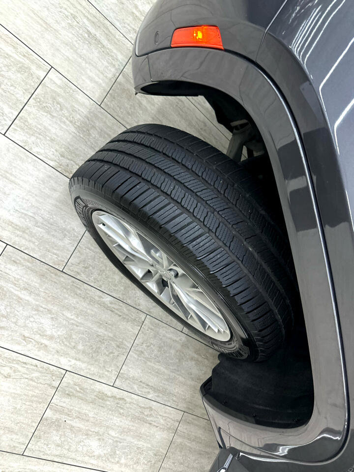 Used 2022 Jeep Grand Cherokee L Summit w/ Advanced Protech Group IV image 58