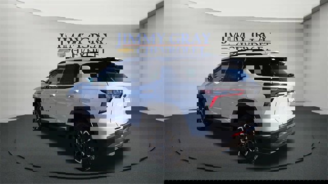 New 2026 Chevrolet Equinox ACTIV w/ Convenience Package III image 5