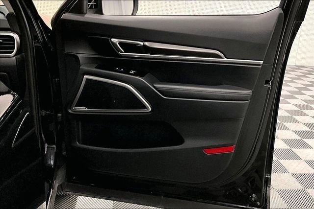 Used 2025 Kia Telluride S AWD/4WD image 22