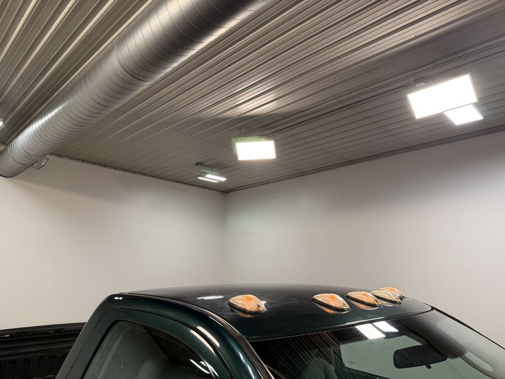 Used 2018 RAM 3500 SLT w/ Snow Chief Group AWD/4WD image 45
