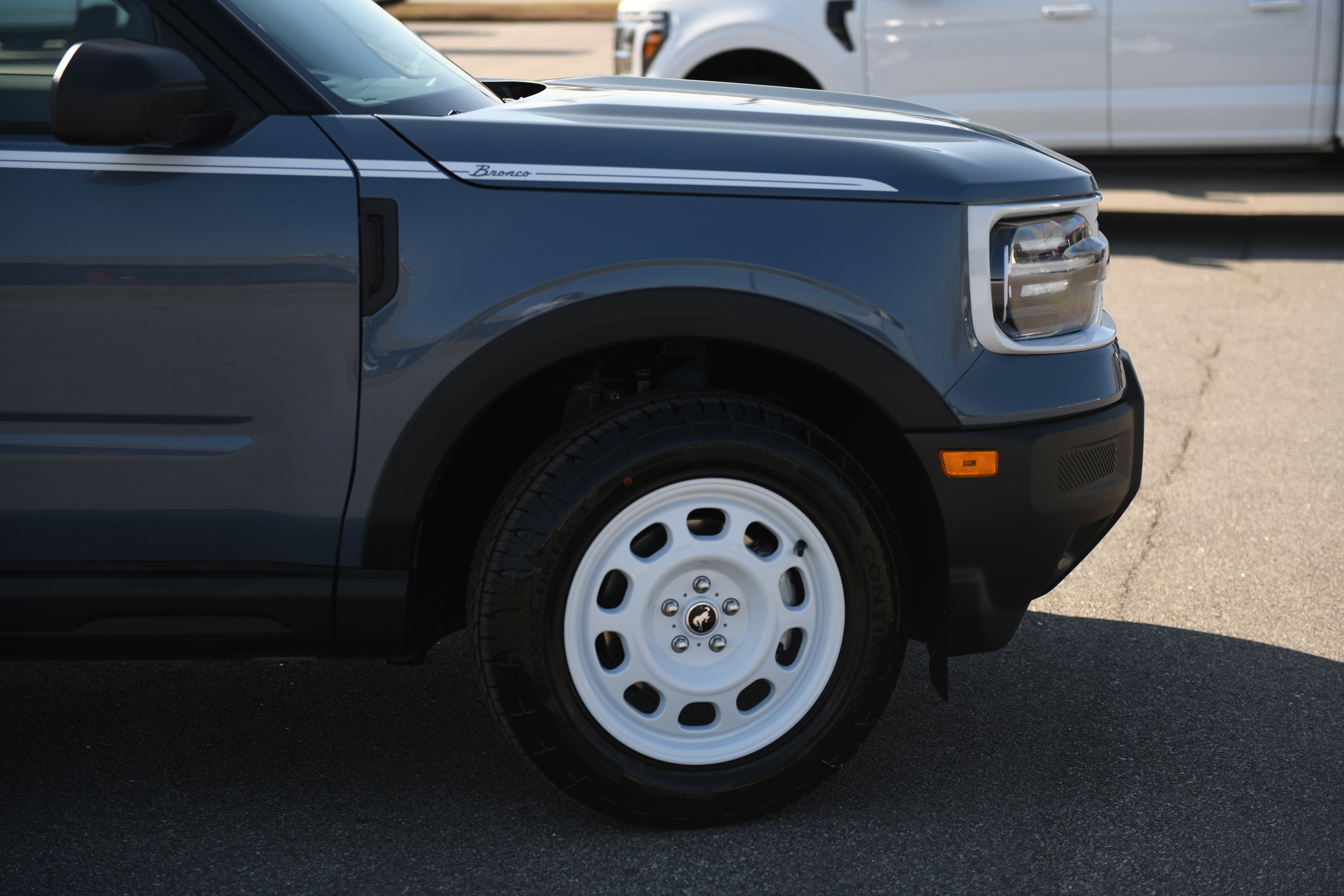 New 2026 Ford Bronco Sport Heritage w/ Convenience Package image 3