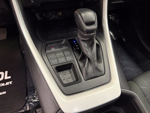 Certified 2025 Toyota RAV4 XLE AWD/4WD image 16