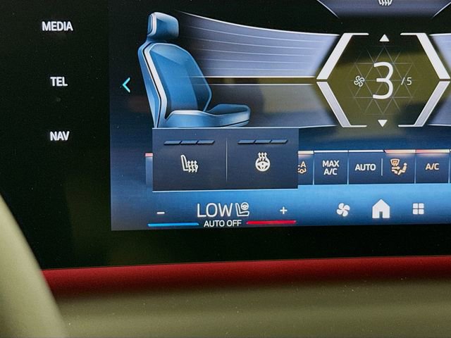 Used 2025 BMW 228i xDrive w/ Premium Package image 20