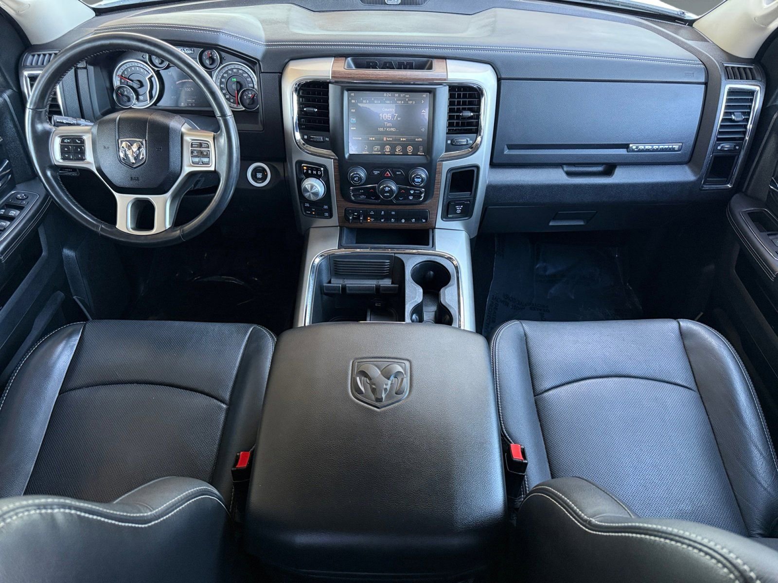Used 2017 RAM 1500 Laramie w/ Convenience Group AWD/4WD image 14