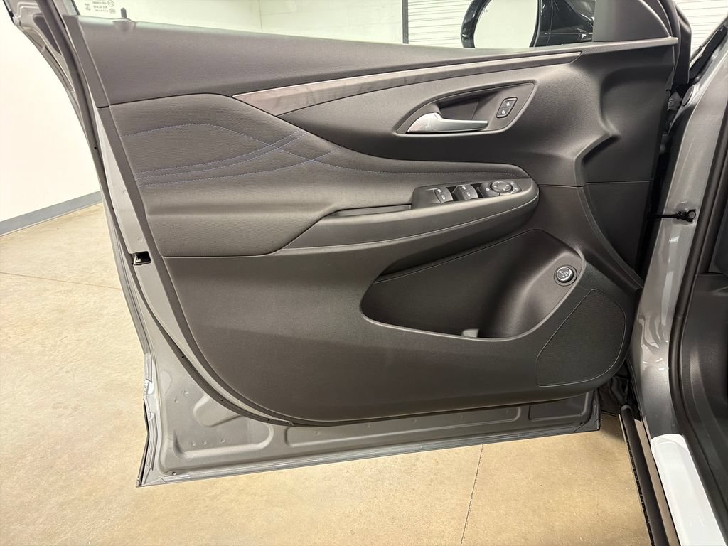 New 2026 Buick Envista Sport Touring w/ Convenience I Package FWD image 17