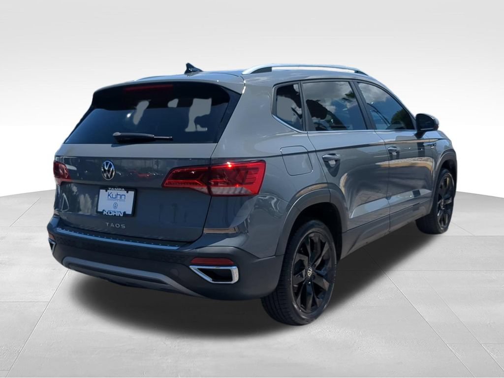 Certified 2023 Volkswagen Taos SE w/ Panoramic Sunroof Package FWD image 5