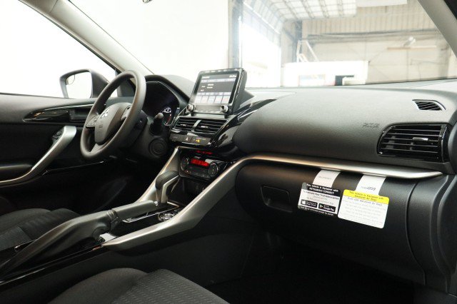 New 2026 Mitsubishi Eclipse Cross LE AWD/4WD image 16
