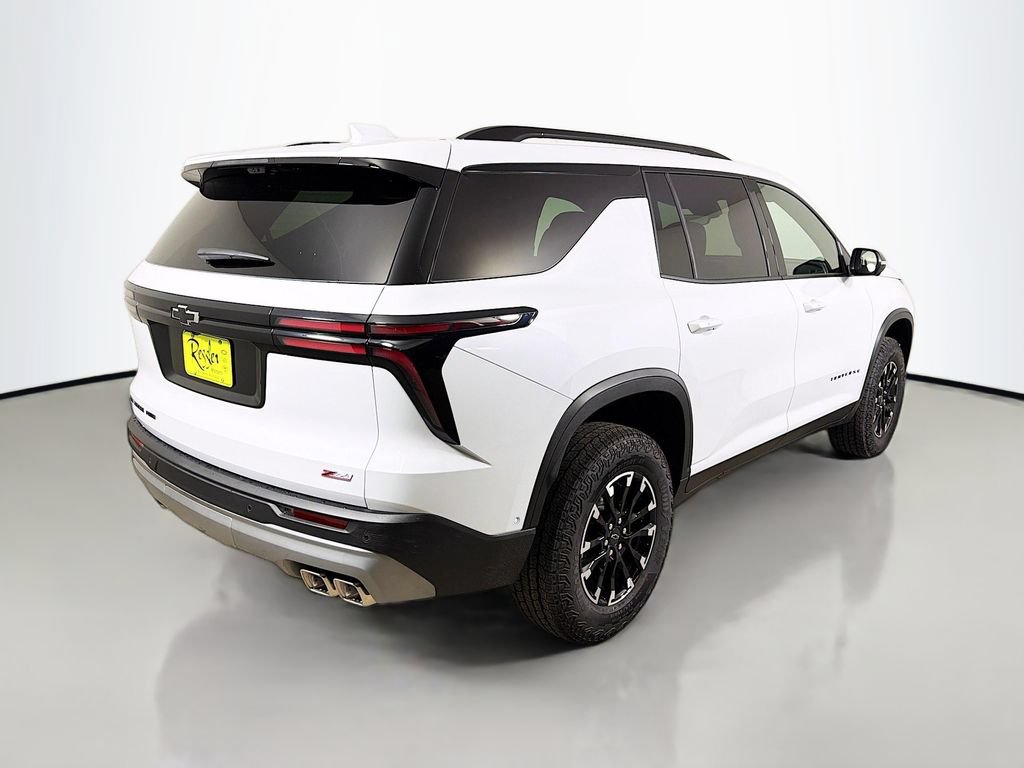 New 2026 Chevrolet Traverse Z71 w/ Enhanced Driving Package AWD/4WD image 5