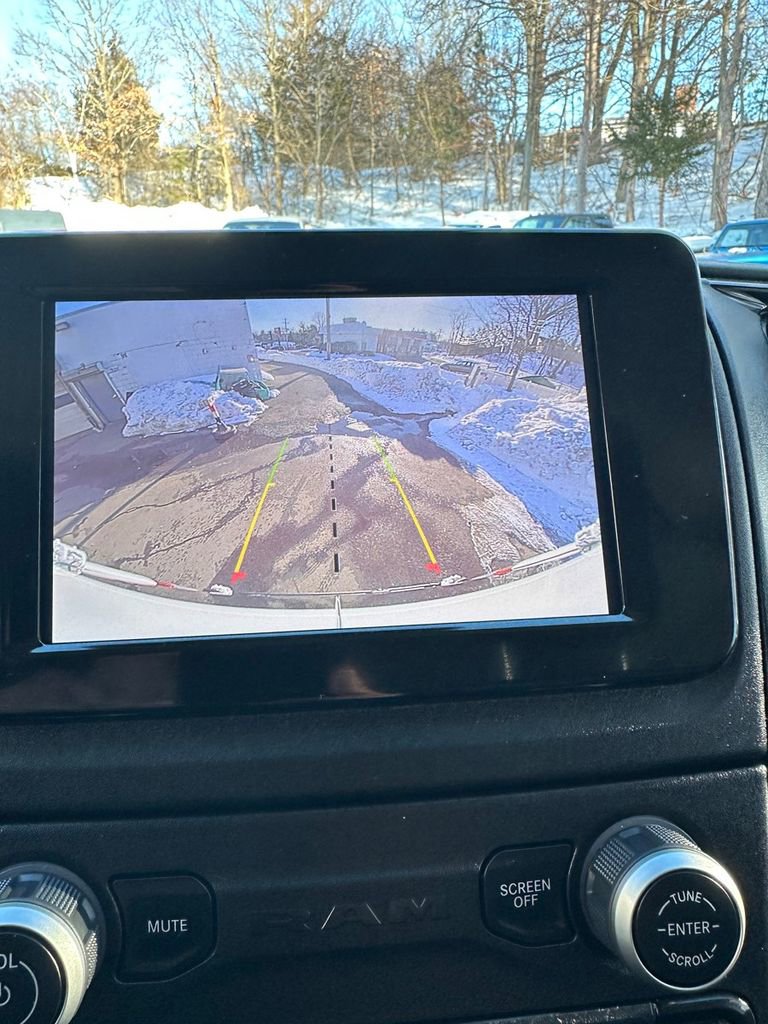 Used 2023 RAM ProMaster 2500 image 17