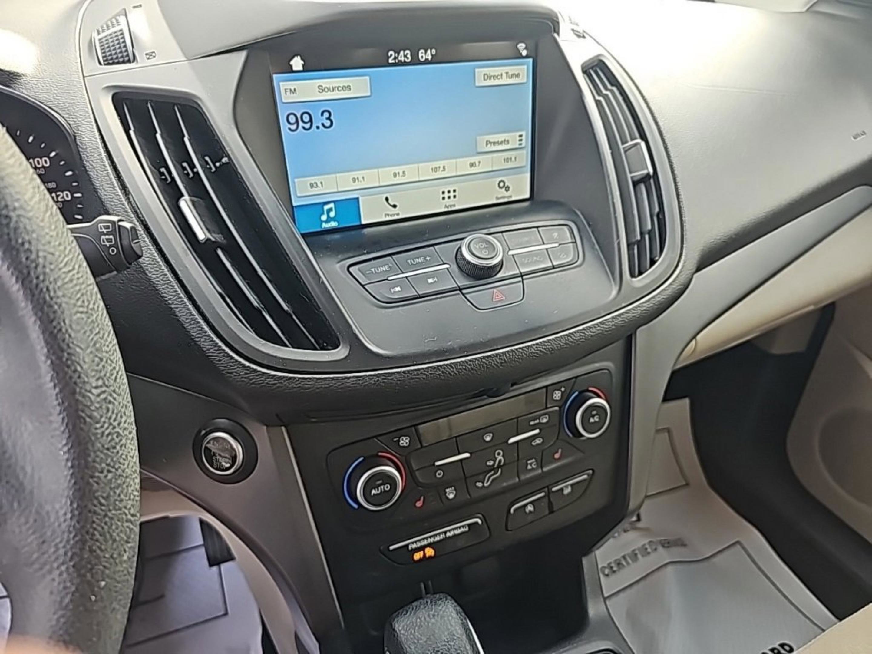 Used 2019 Ford Escape SE image 16