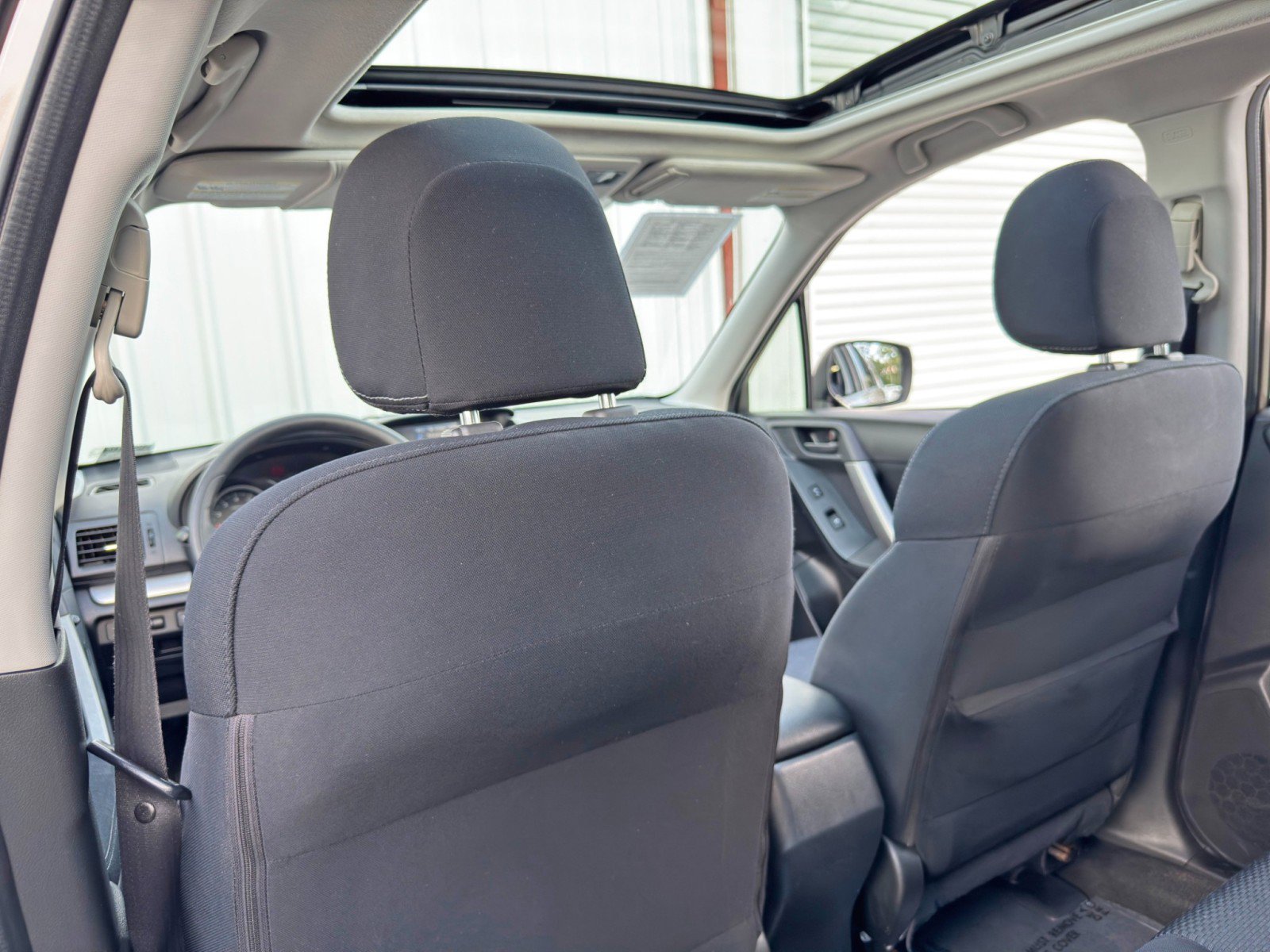 Used 2015 Subaru Forester 2.5i Premium w/ All-Weather Package image 30