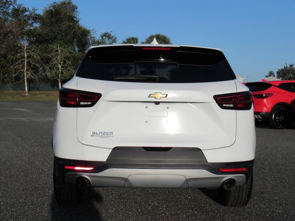 New 2025 Chevrolet Blazer LT FWD image 5