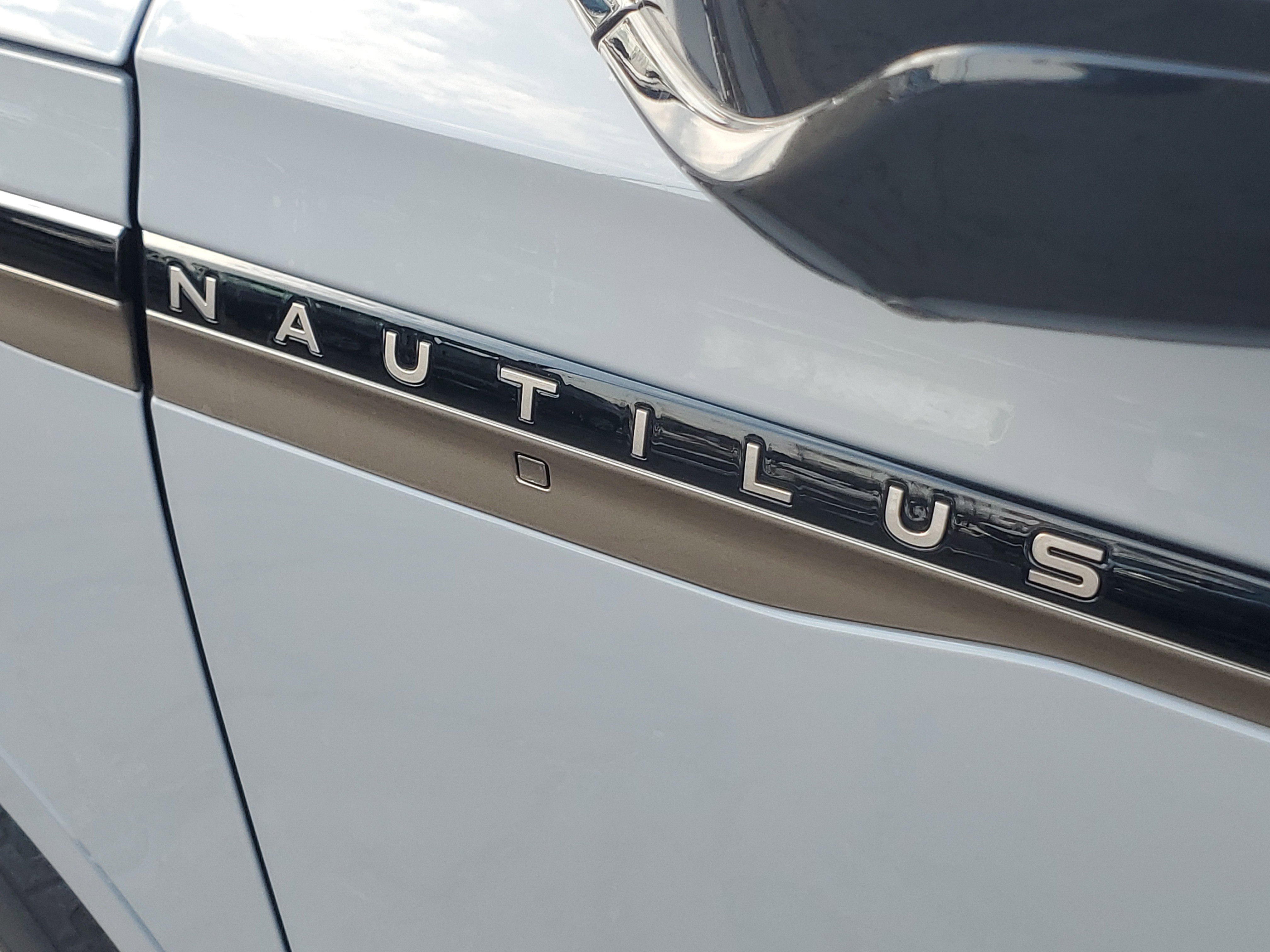 New 2026 Lincoln Nautilus Black Label image 7