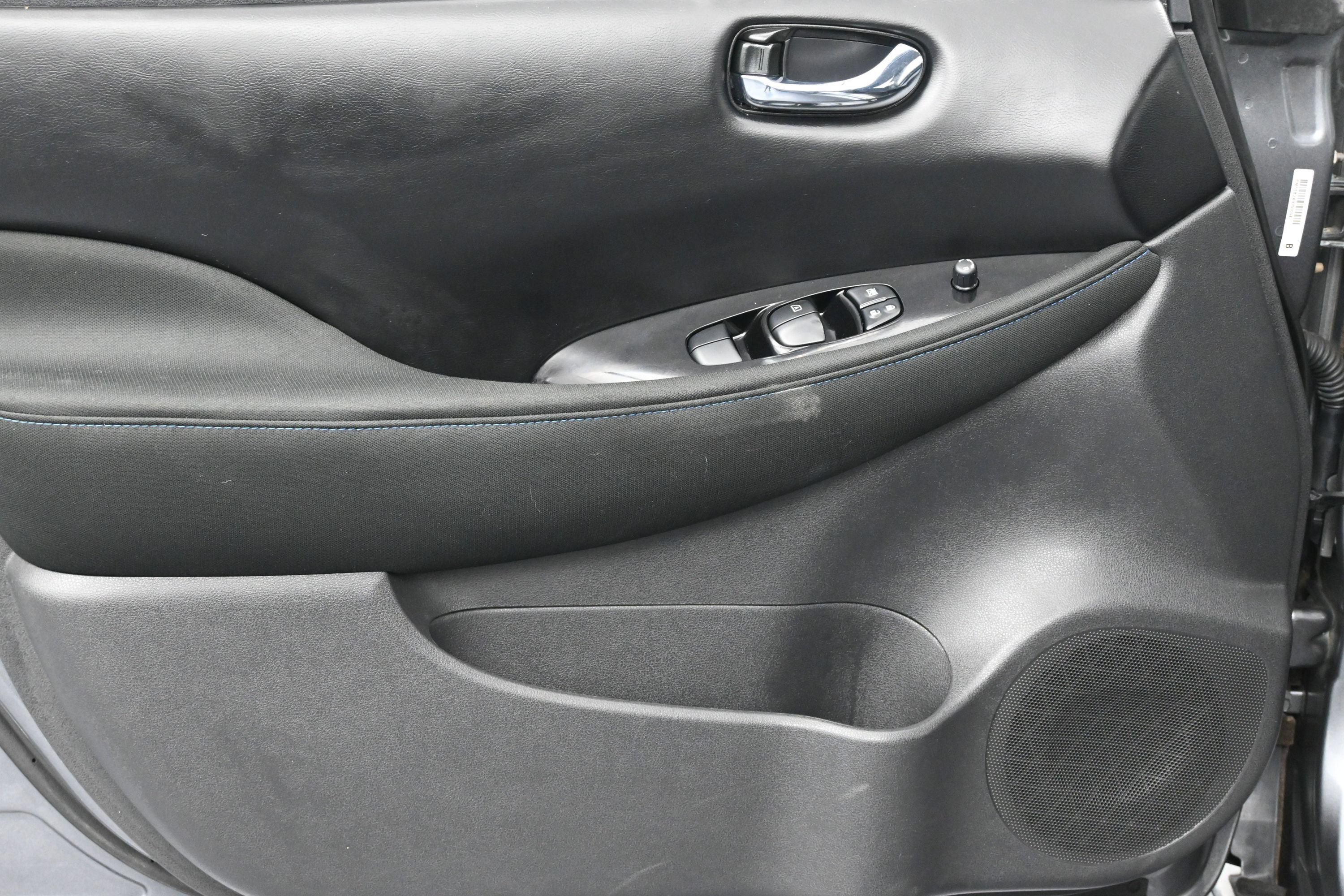 Used 2025 Nissan Leaf SV Plus FWD image 11