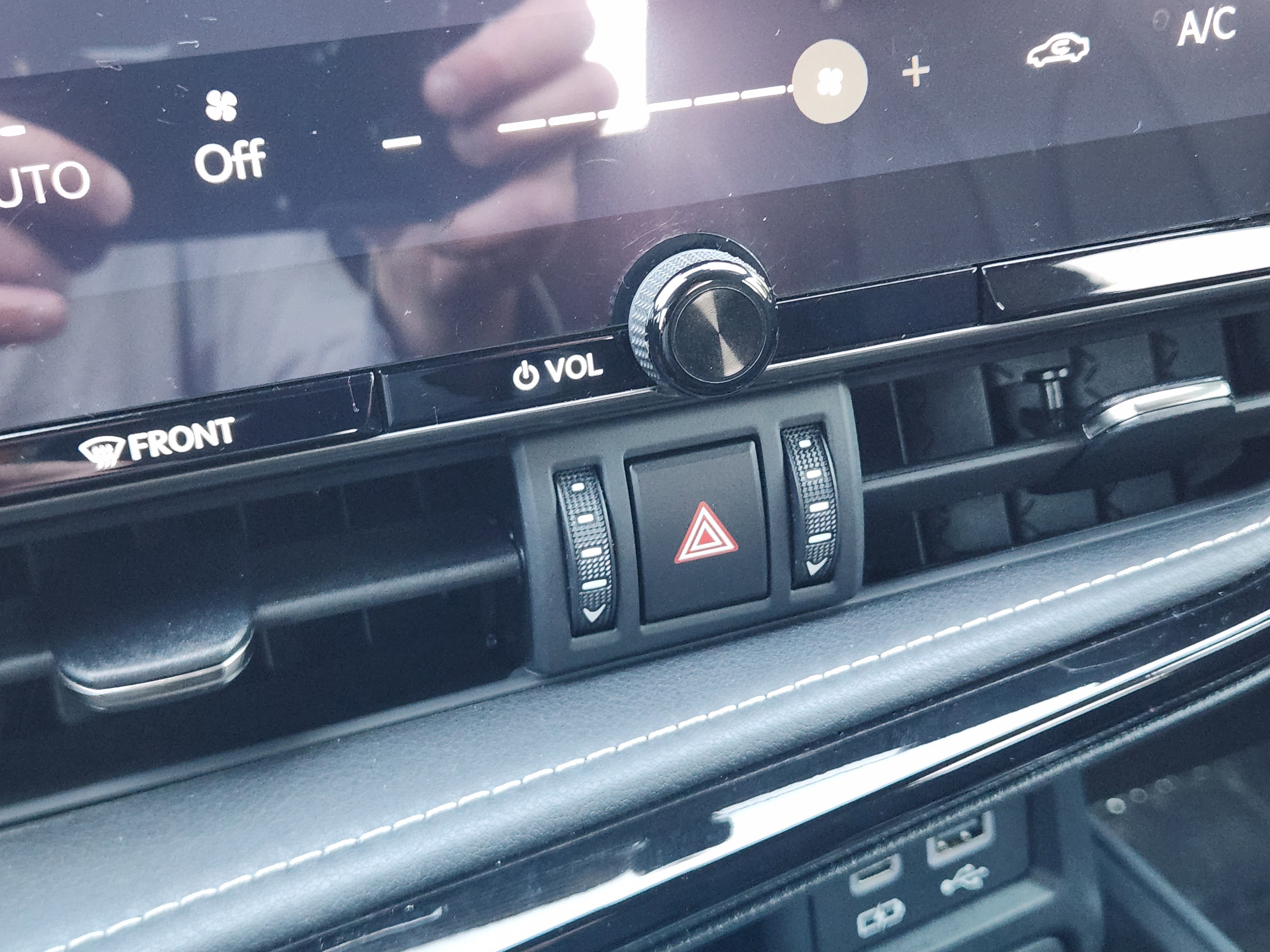 Used 2024 Lexus NX 350 F Sport AWD/4WD image 11