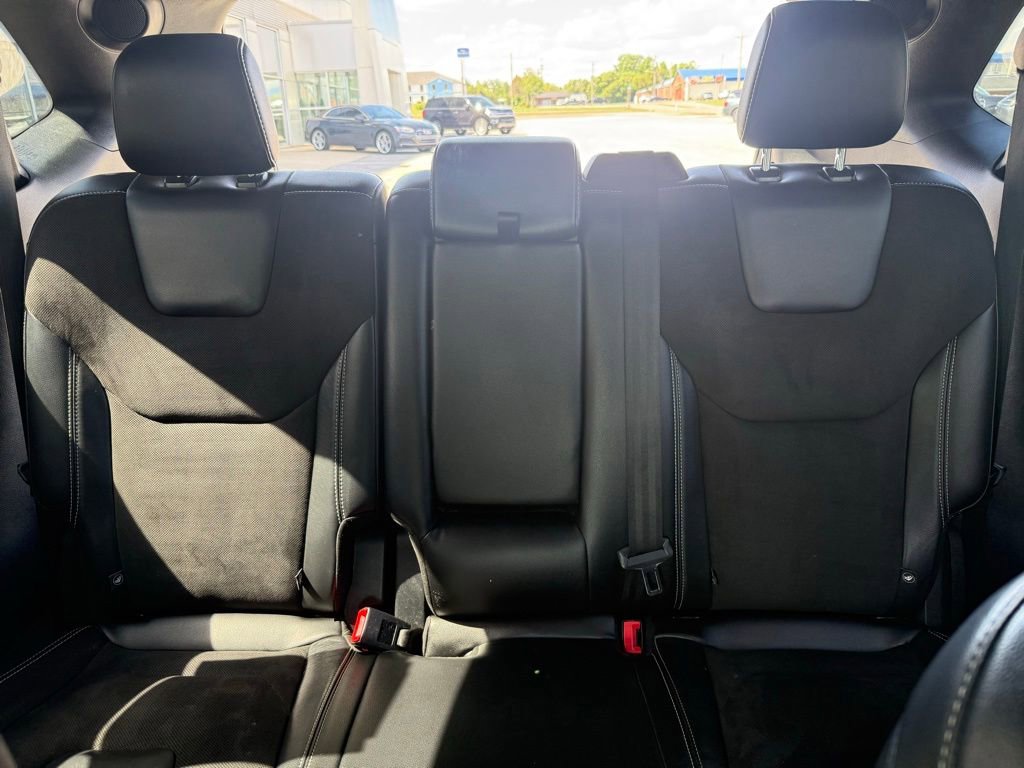 Used 2020 Ford Edge ST w/ Equipment Group 401A AWD/4WD image 12