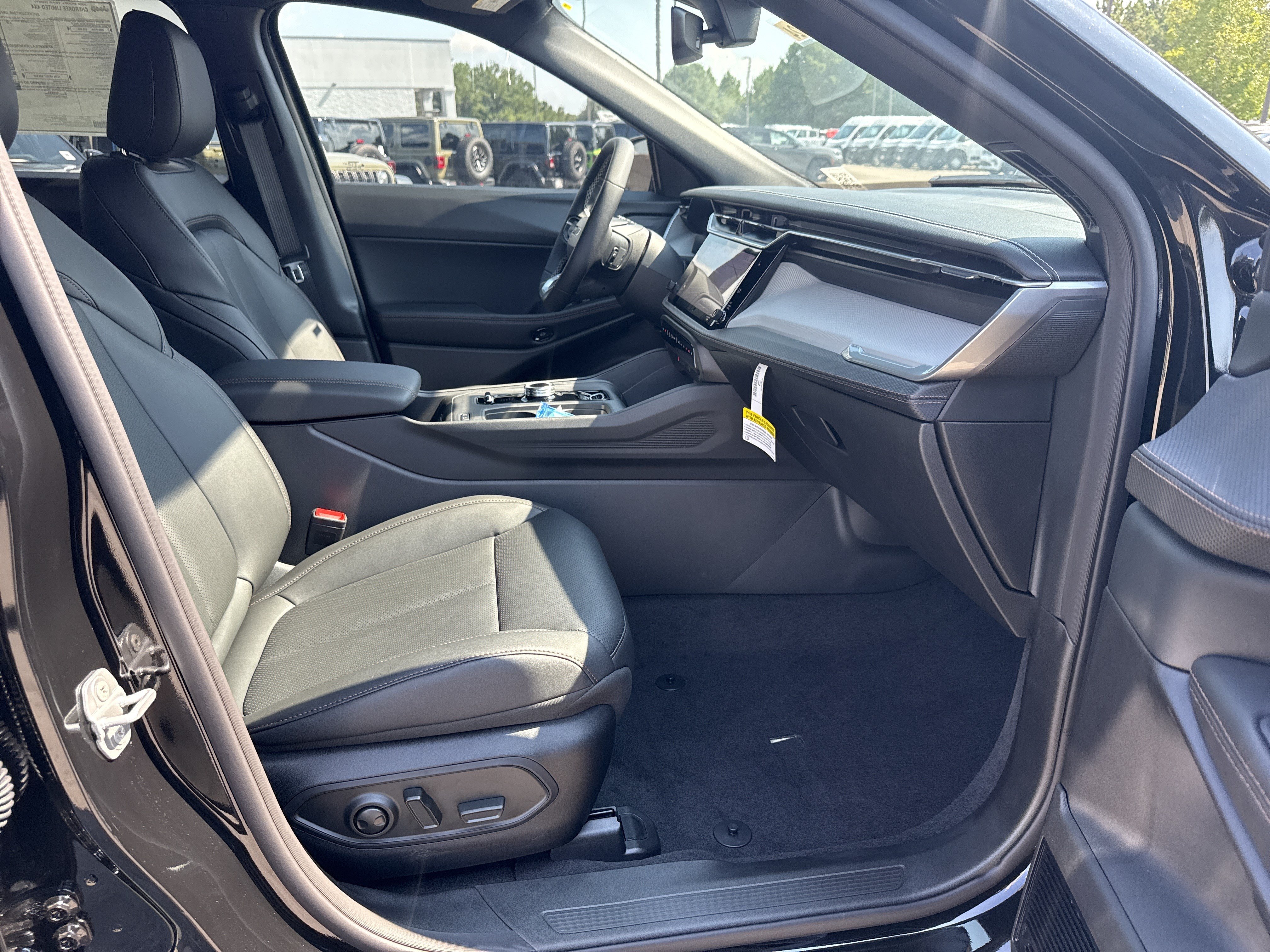 New 2026 Jeep Cherokee Limited AWD/4WD image 13