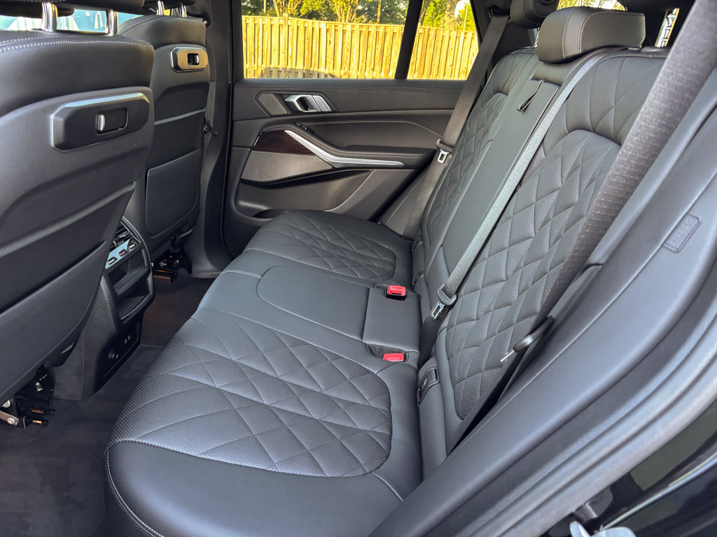 Certified 2024 BMW X5 xDrive40i w/ Premium Package AWD/4WD image 44