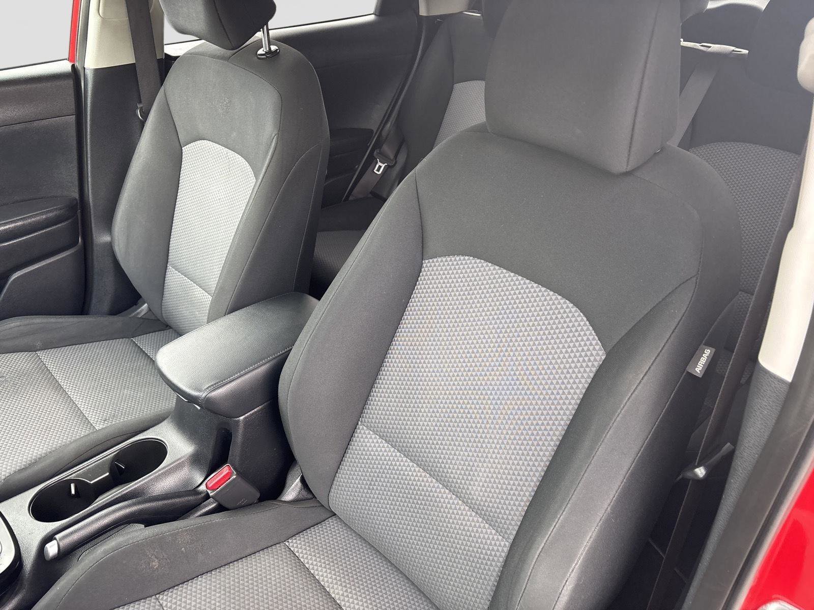 Used 2023 Kia Soul LX w/ LX Technology Package FWD image 15