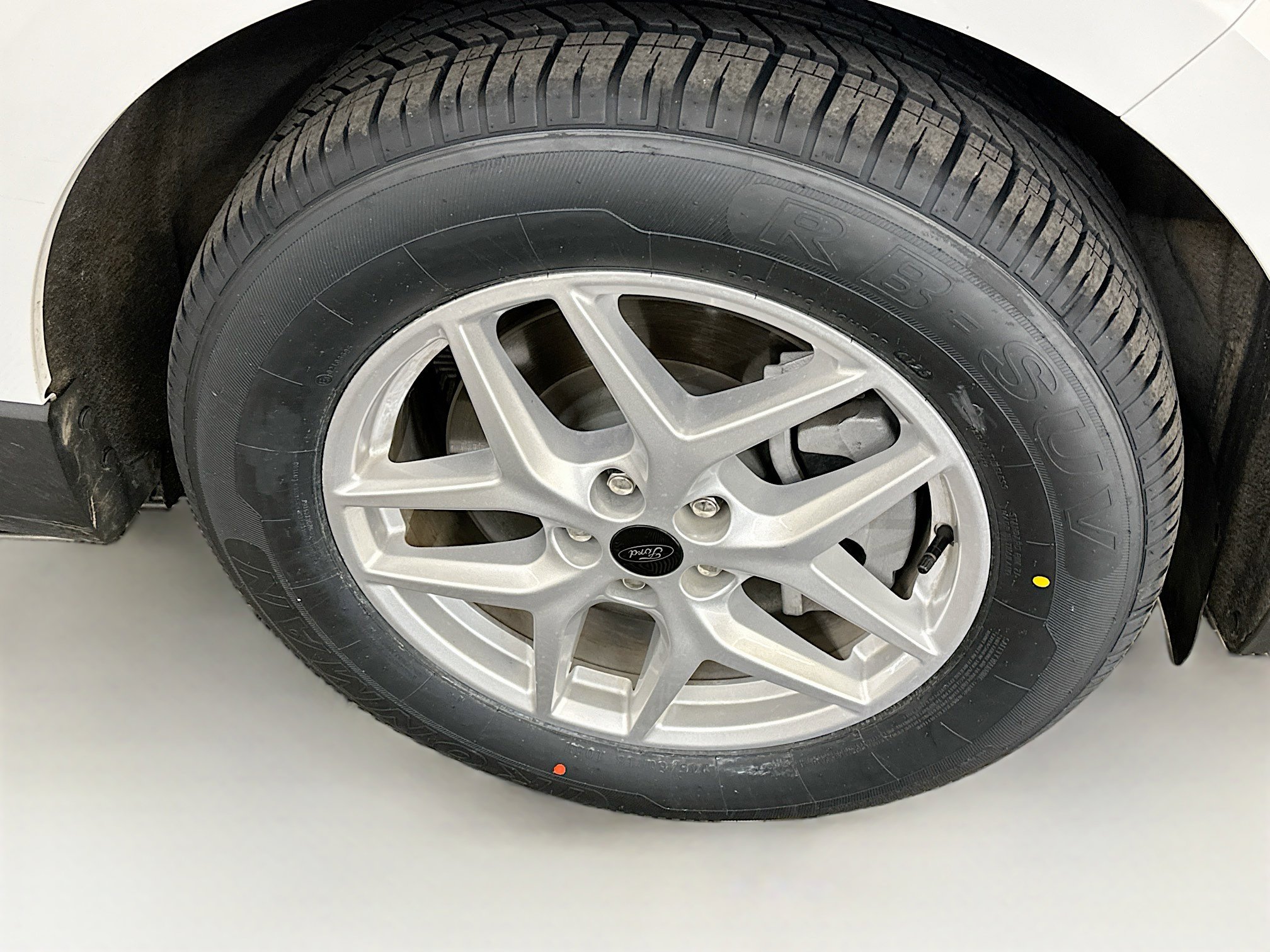 Used 2024 Ford Edge SEL image 11