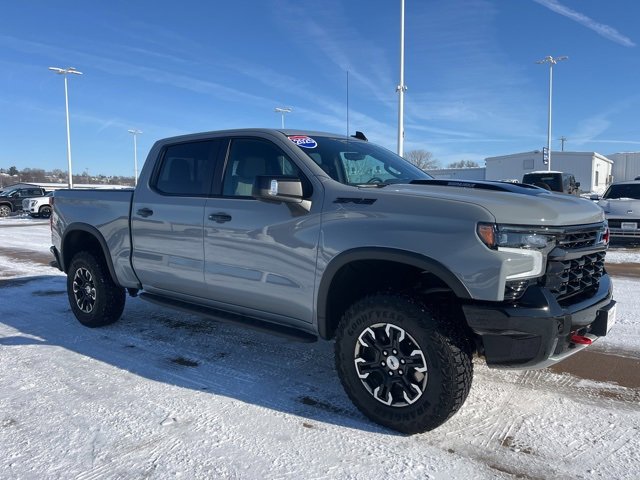 Used 2025 Chevrolet Silverado 1500 ZR2 w/ Technology Package