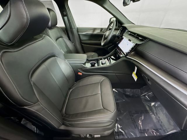 New 2026 Jeep Grand Cherokee Limited AWD/4WD image 28