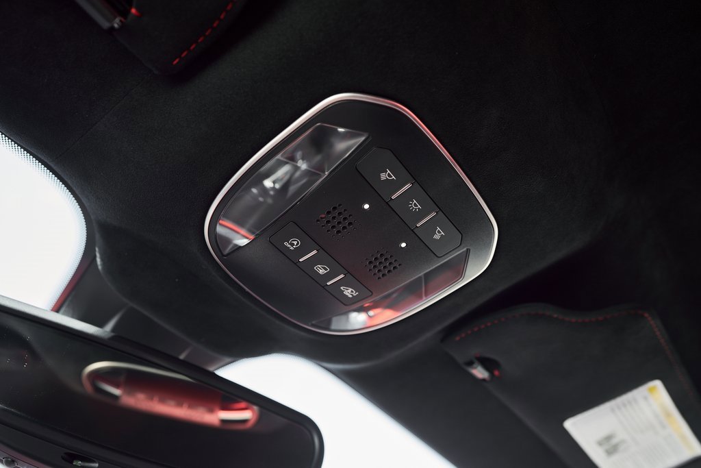 Used 2018 Ferrari 812 Superfast image 80