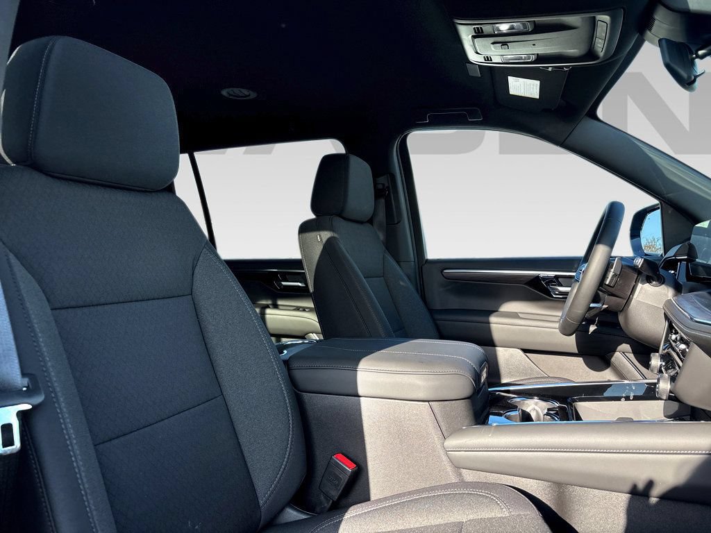 New 2026 Chevrolet Suburban LS RWD image 12
