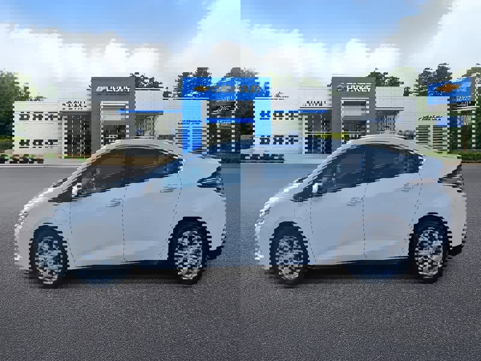 Used 2017 Chevrolet Volt Premier w/ Driver Confidence II Package image 6