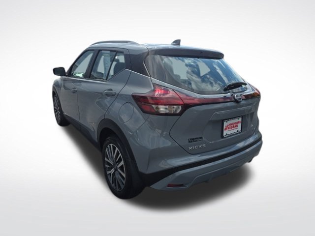 Used 2024 Nissan Kicks SV FWD image 4