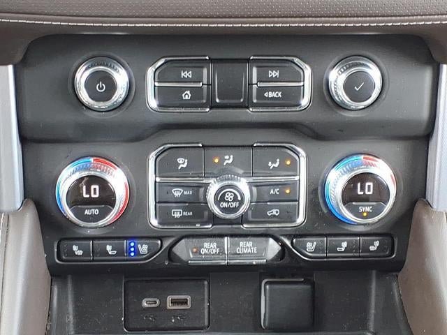 Used 2022 GMC Yukon SLT w/ SLT Premium Package AWD/4WD image 11