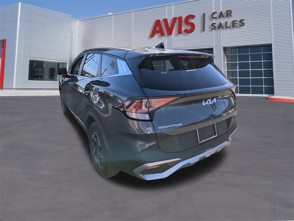 Used 2024 Kia Sportage LX image 9
