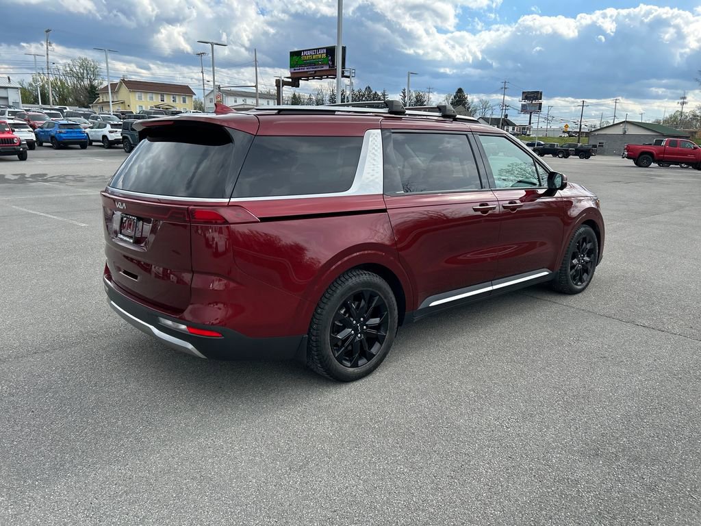 Used 2024 Kia Carnival SX Prestige image 7