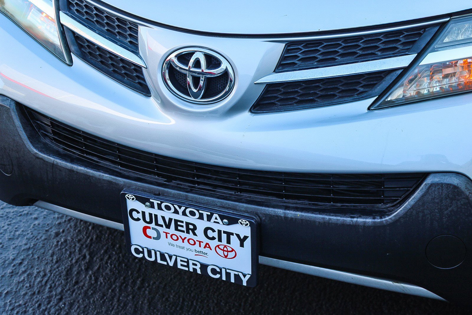 Used 2015 Toyota RAV4 XLE image 6