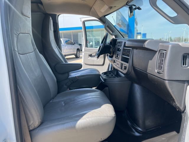 Used 2023 Chevrolet Express 2500 Work Van w/ Driver Convenience Package image 12