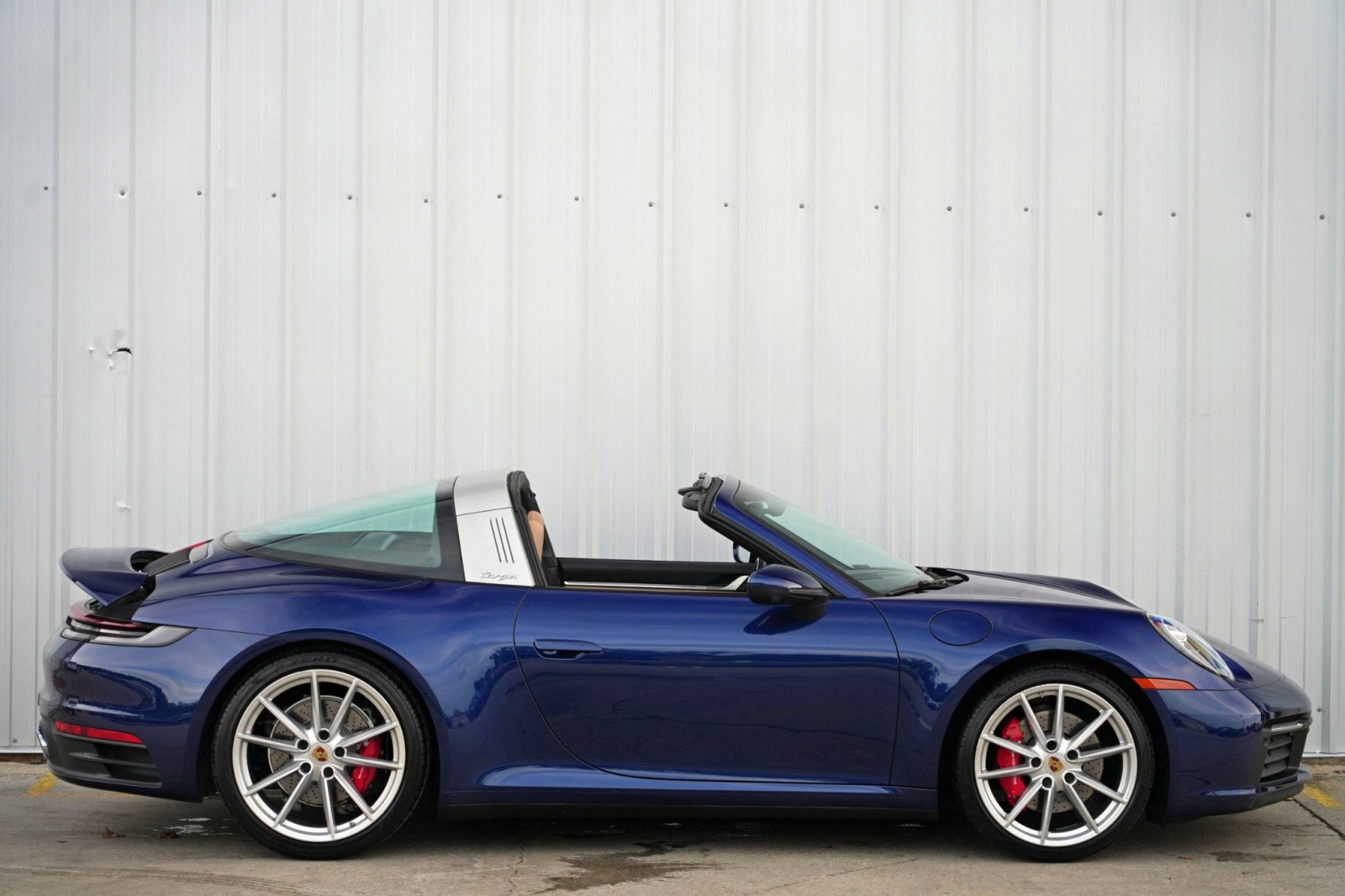 Used 2022 Porsche 911 Targa 4S w/ Premium Package AWD/4WD image 52