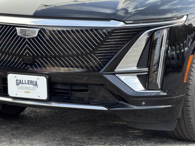 Used 2024 Cadillac Lyriq Tech RWD image 8