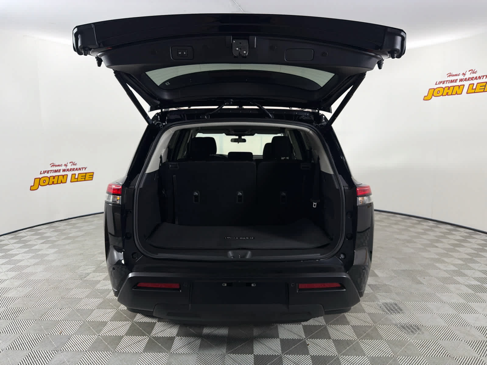 New 2026 Nissan Pathfinder SV FWD image 5