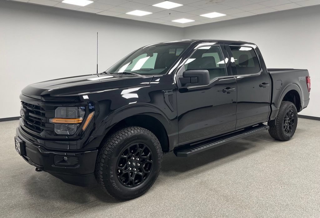 Used 2025 Ford F150 XLT w/ Equipment Group 301A Standard AWD/4WD image 6