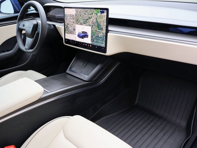 Used 2023 Tesla Model S Plaid image 28