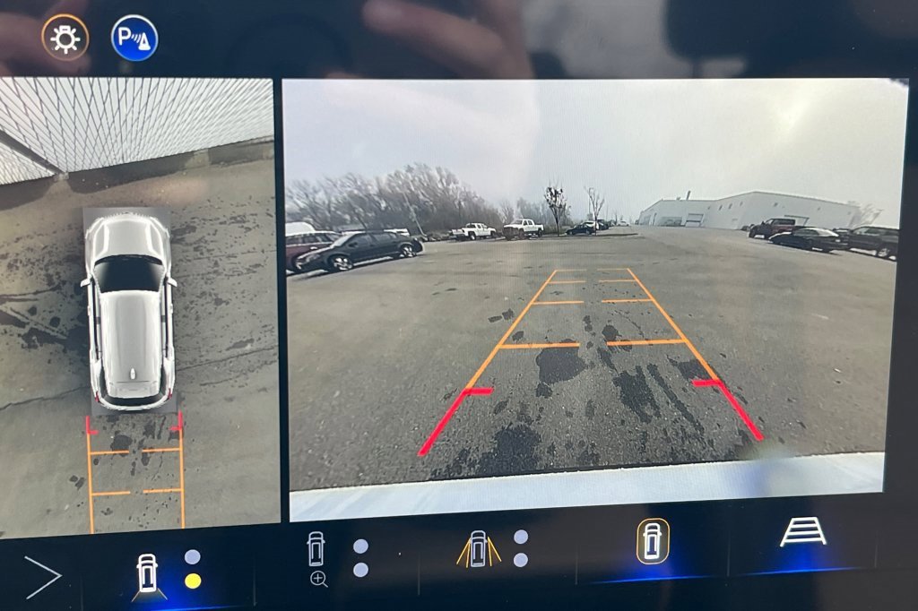 New 2026 Chevrolet Equinox ACTIV image 17