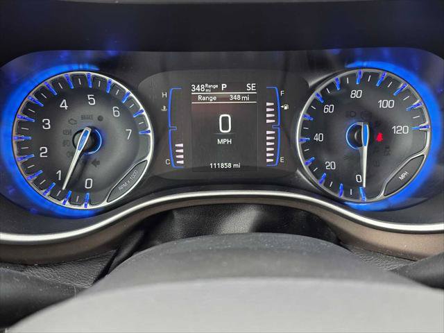 Used 2020 Chrysler Voyager Lxi FWD image 23